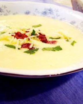 Сырно-луковый суп с луком-пореем