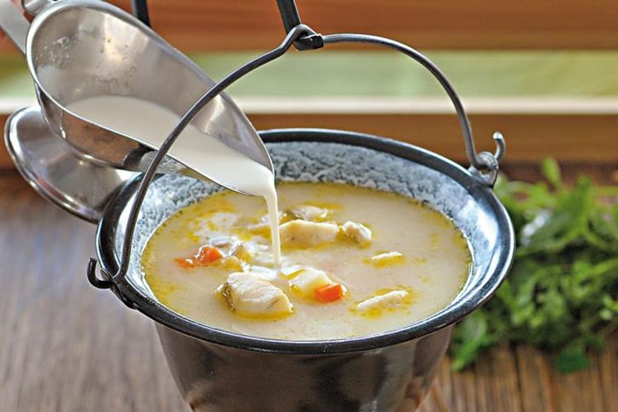 Рецепт ухи рыбацкой из ершей на сливках