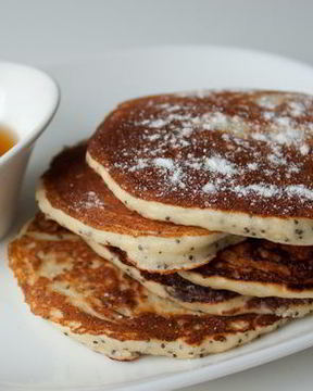 Блинчики с рикоттой и маком