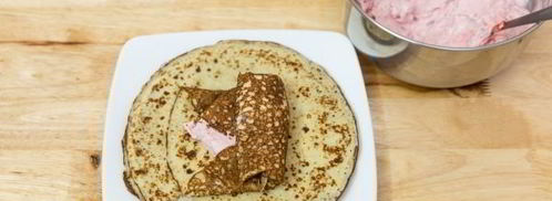 блинчики с творогом и клубникой. Шаг 14