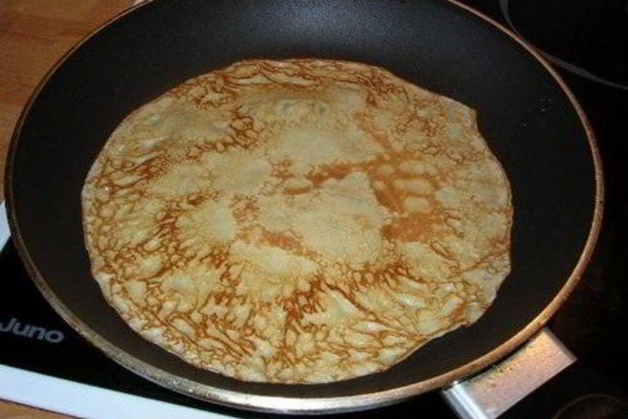 Рецепт блинчиков с ветчиной и сыром