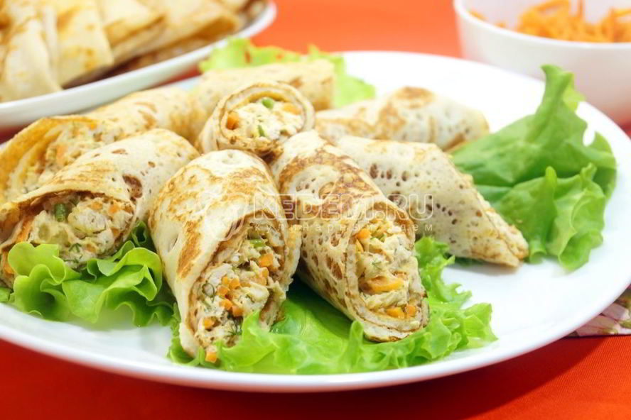 Рецепт блинов с курицей и морковью по-корейски