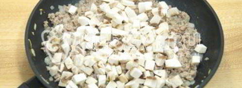 блины с мясом и грибами. Шаг 11