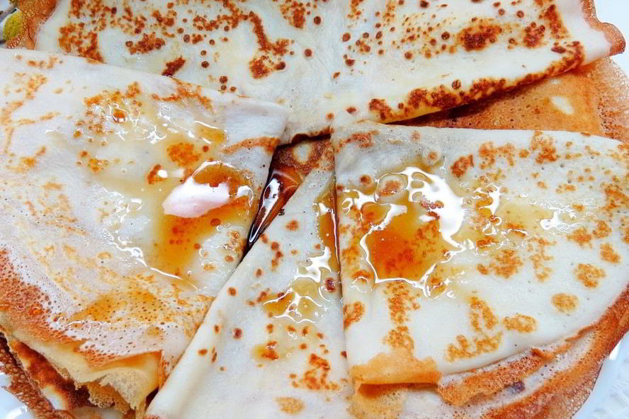 Рецепт нежных блинчиков на кефире