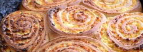 булочки с творогом в сметанной заливке. Шаг 9