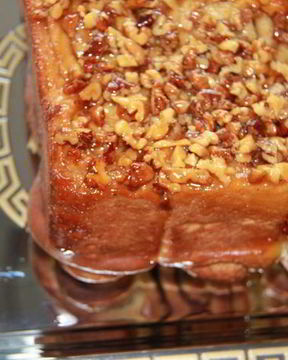 Медовые булочки с корицей и орехами