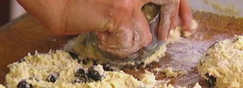 сливочные булочки с изюмом и корицей. Шаг 6