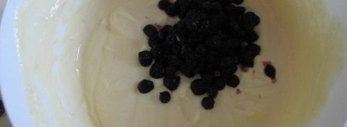 творожная ватрушка с черникой. Шаг 4