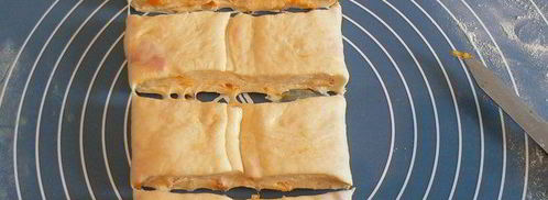 творожные витые булочки с курагой. Шаг 7