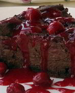 Чизкейк с шоколадом и вишней