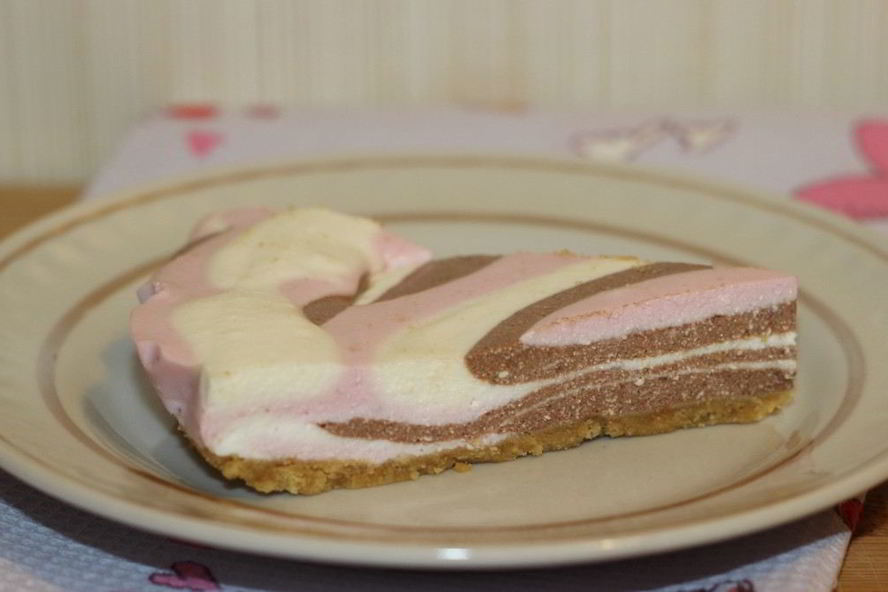 Рецепт трехцветного домашнего чизкейка
