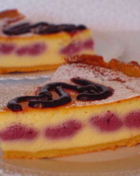 Воздушный чизкейк с лесными ягодами