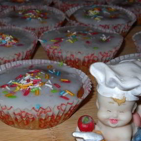 Кексы с изюмом