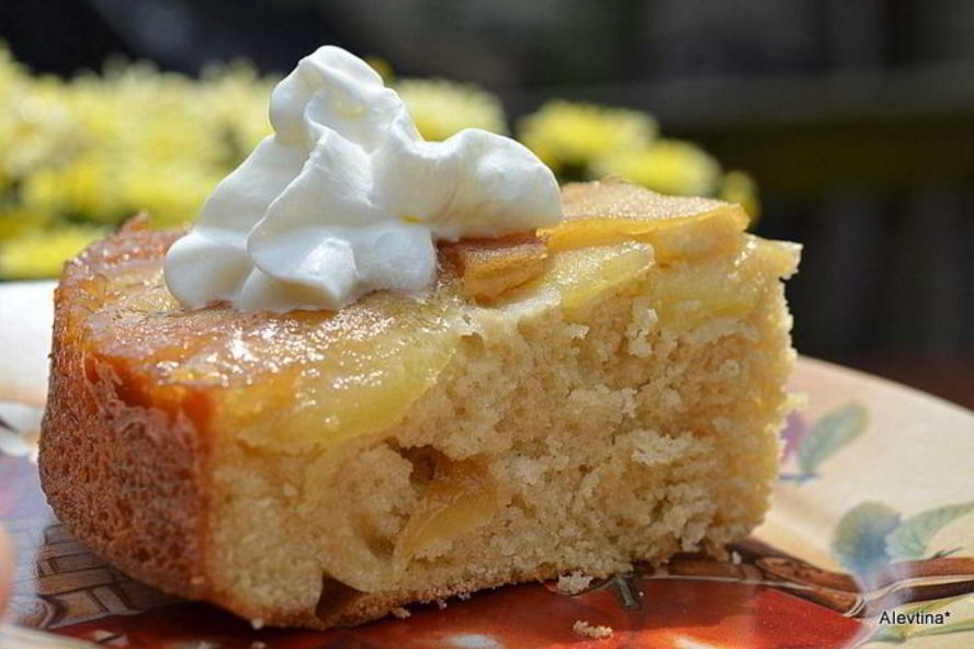 Рецепт перевернутого кекса с имбирным яблочным вкусом