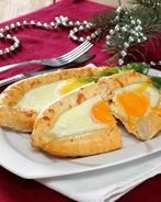 Хачапури по аджарски с творогом