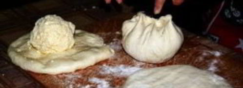 хачапури с сыром и яйцом. Шаг 5