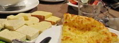 хачапури с сыром и яйцом. Шаг 7