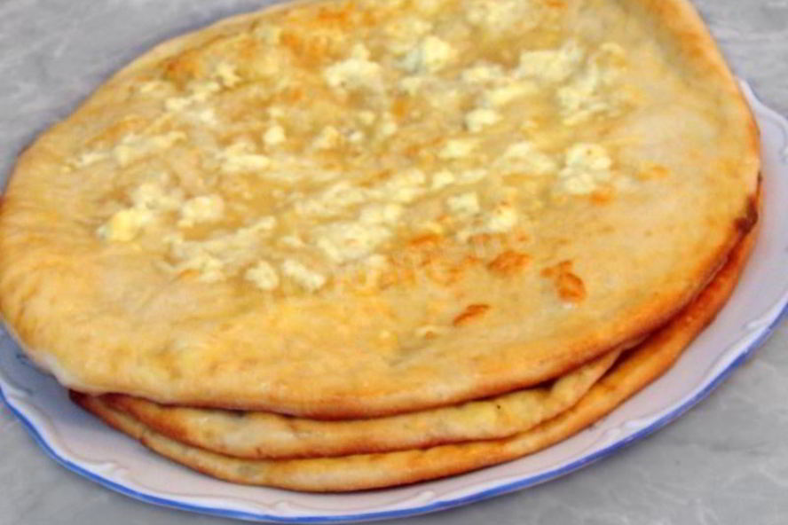 Рецепт менгрельских хачапури с сыром сулугуни