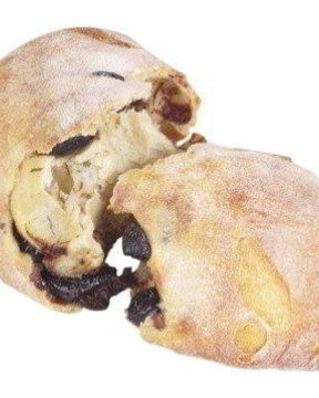 Хлеб с кардамоном и черносливом