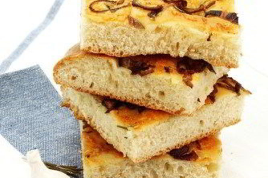 Рецепт пшеничного хлеба с луком