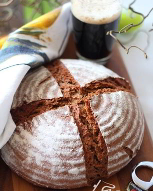 Ржаной хлеб на темном пиве и на ржаной закваске