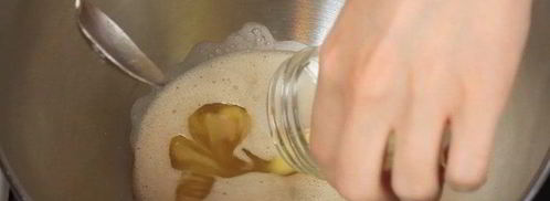 сырный хлеб на белом вине. Шаг 3