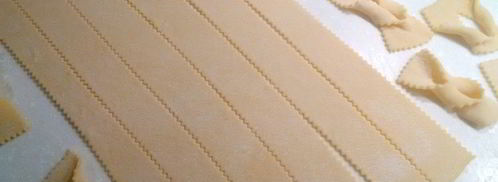 хворост на желтках. Шаг 5