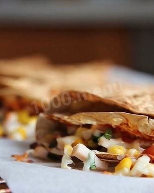 Кесадилья в духовке из лаваша