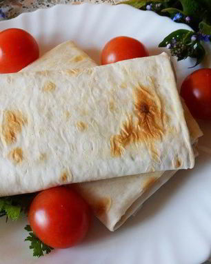 Кыстыбый в лаваше