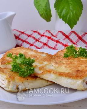 Лаваш с сыром на сковороде