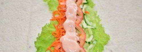 сосиска в лаваше с корейской морковкой. Шаг 6