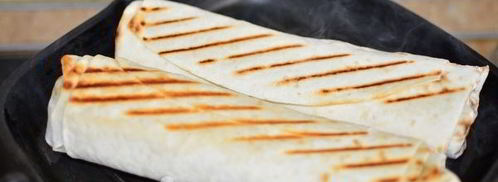 сосиска в лаваше с корейской морковкой. Шаг 9