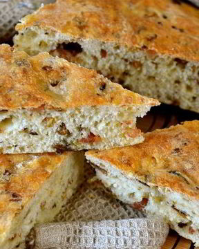Фокачча по-деревенски — focaccia rustica