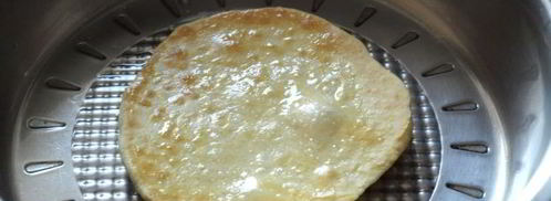 лепешки на кислом молоке на сковороде. Шаг 11