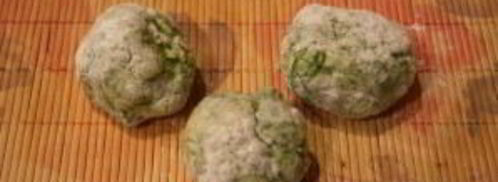 лепешки с зеленью на сковороде. Шаг 7