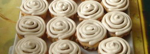 маффины бисквитные с молочно-белым шоколадом. Шаг 15