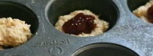 маффины с джемом и арахисовым маслом. Шаг 3