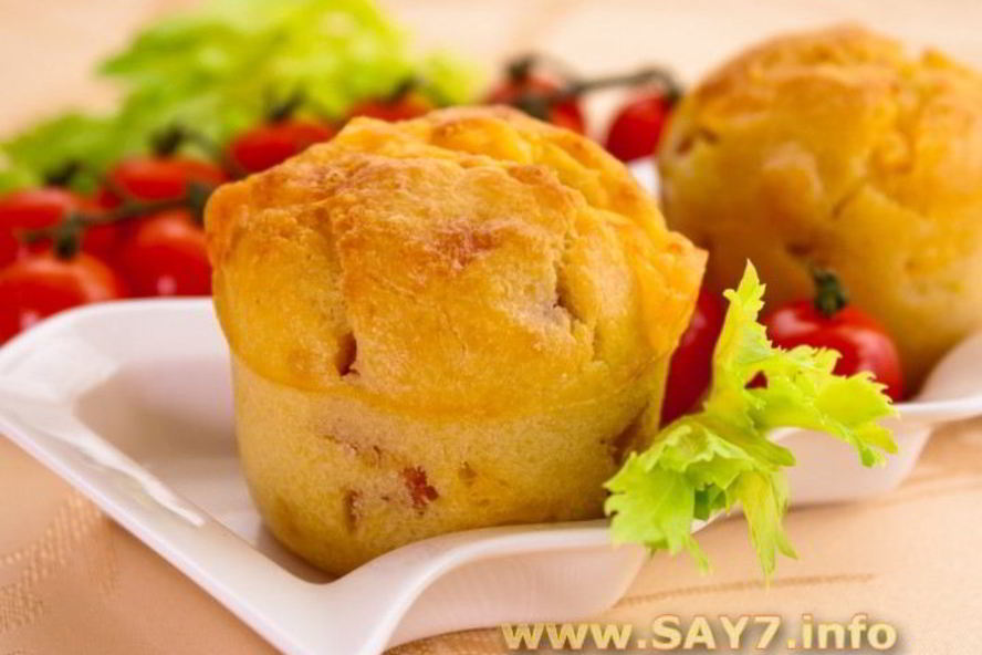 Рецепт маффинов с сыром и ветчиной