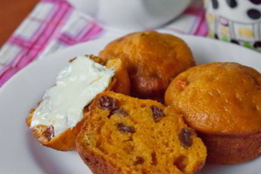 Рецепт морковных маффинов с изюмом