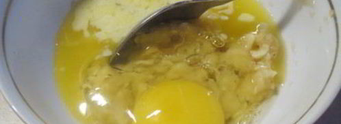 очень шоколадные маффины с кусочками бананов внутри. Шаг 5