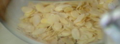 пряные маффины с голубикой и миндалем. Шаг 7