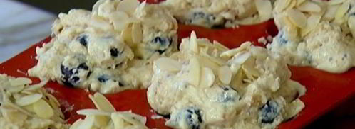 пряные маффины с голубикой и миндалем. Шаг 10