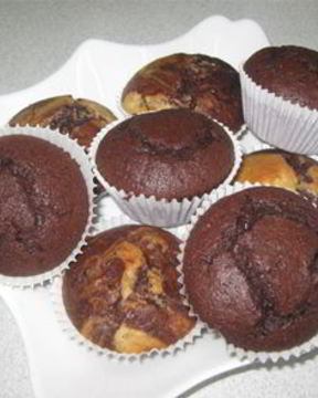 Цветущие пестрые маффины