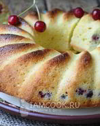 Манник с вишней на кефире