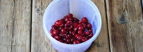 манник с вишней на кефире. Шаг 13