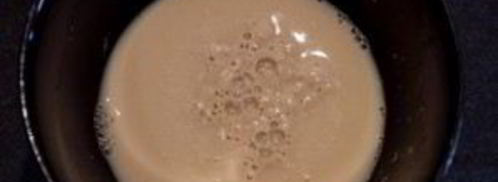 дрожжевые оладушки на кислом молоке. Шаг 3