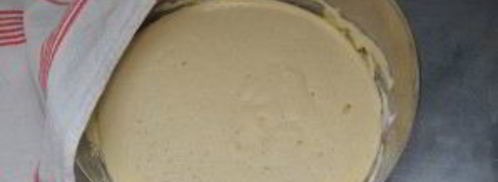 дрожжевые оладьи на молоке. Шаг 4