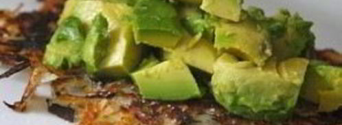 картофельные оладьи с яйцом и авокадо. Шаг 5