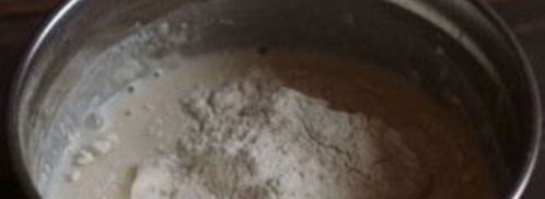 оладушки на дрожжах и молоке. Шаг 5