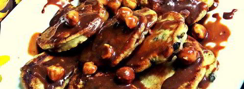 оладьи с черникой и шоколадом. Шаг 12